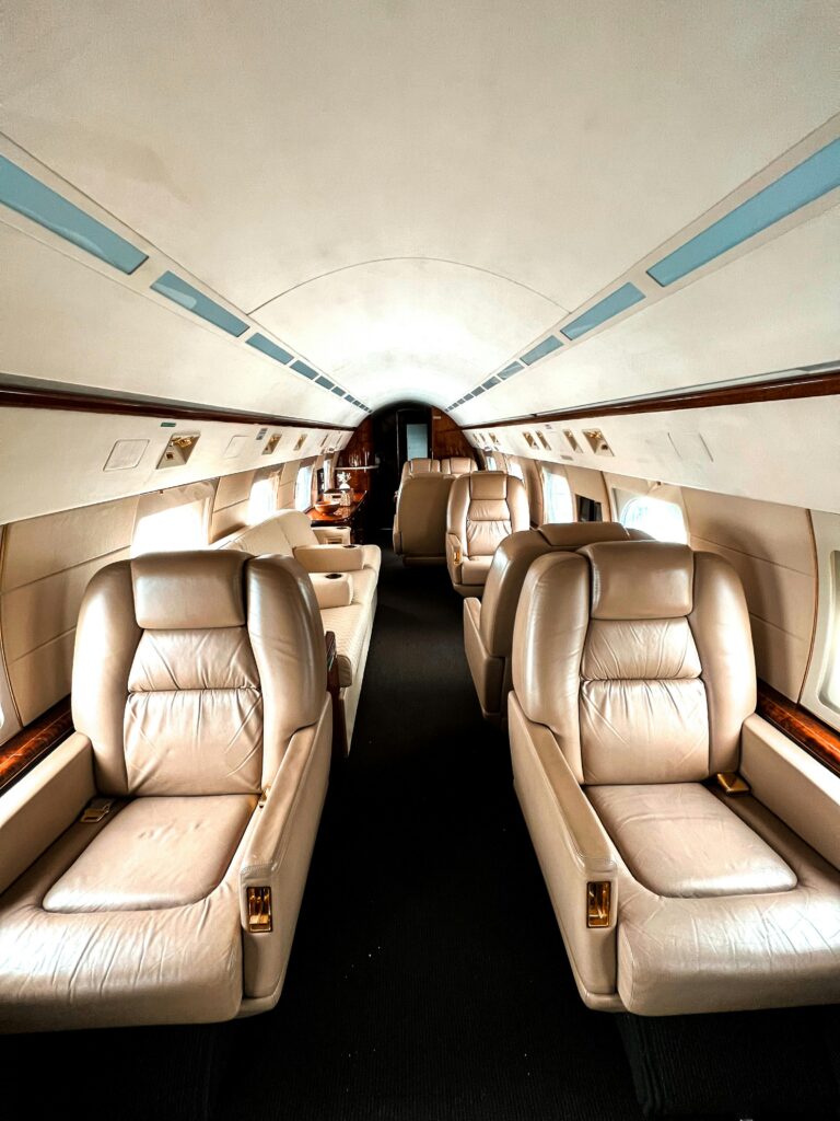 Charter Private Jet: Teterboro & Dallas – Midsize, Super-Midsize, Gulfstream G450, ARGUS Rated