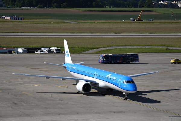 Charter Private Jet Van Nuys to San Francisco – Light Jets, Turboprops, FAA Certified